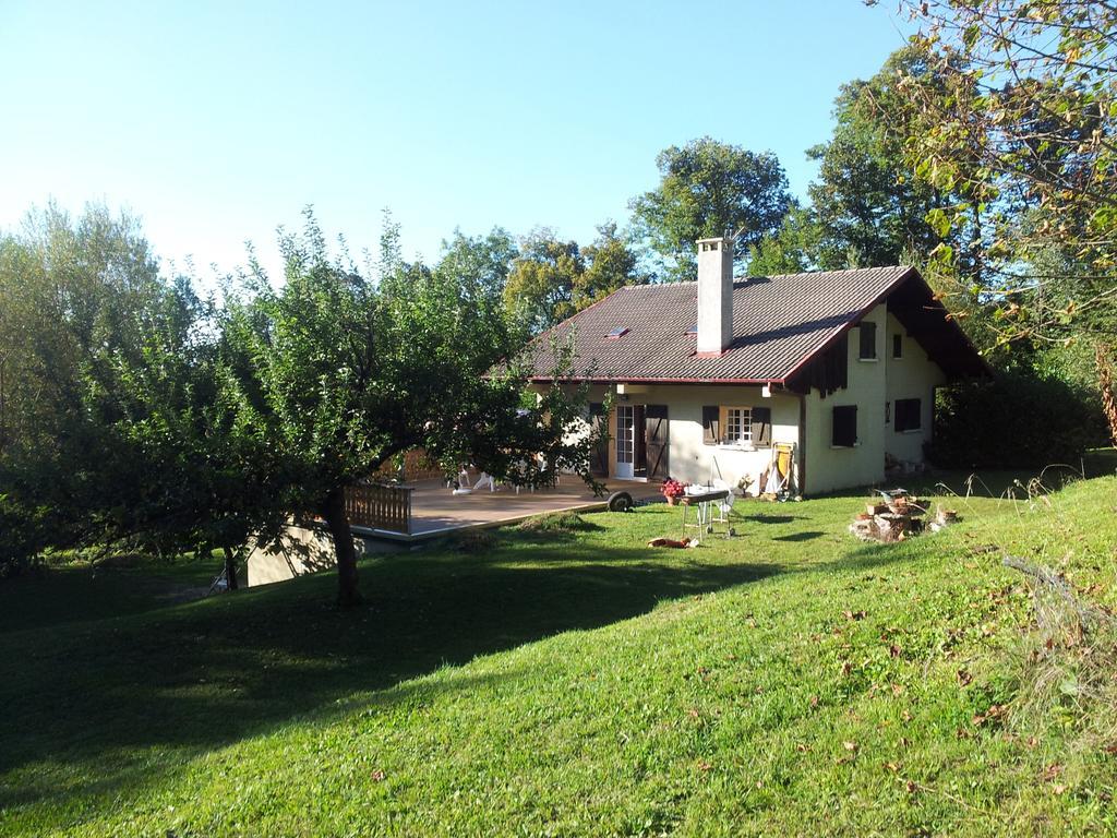Holiday Home Maison De La Litiere Pugny-Chatenod Rum bild
